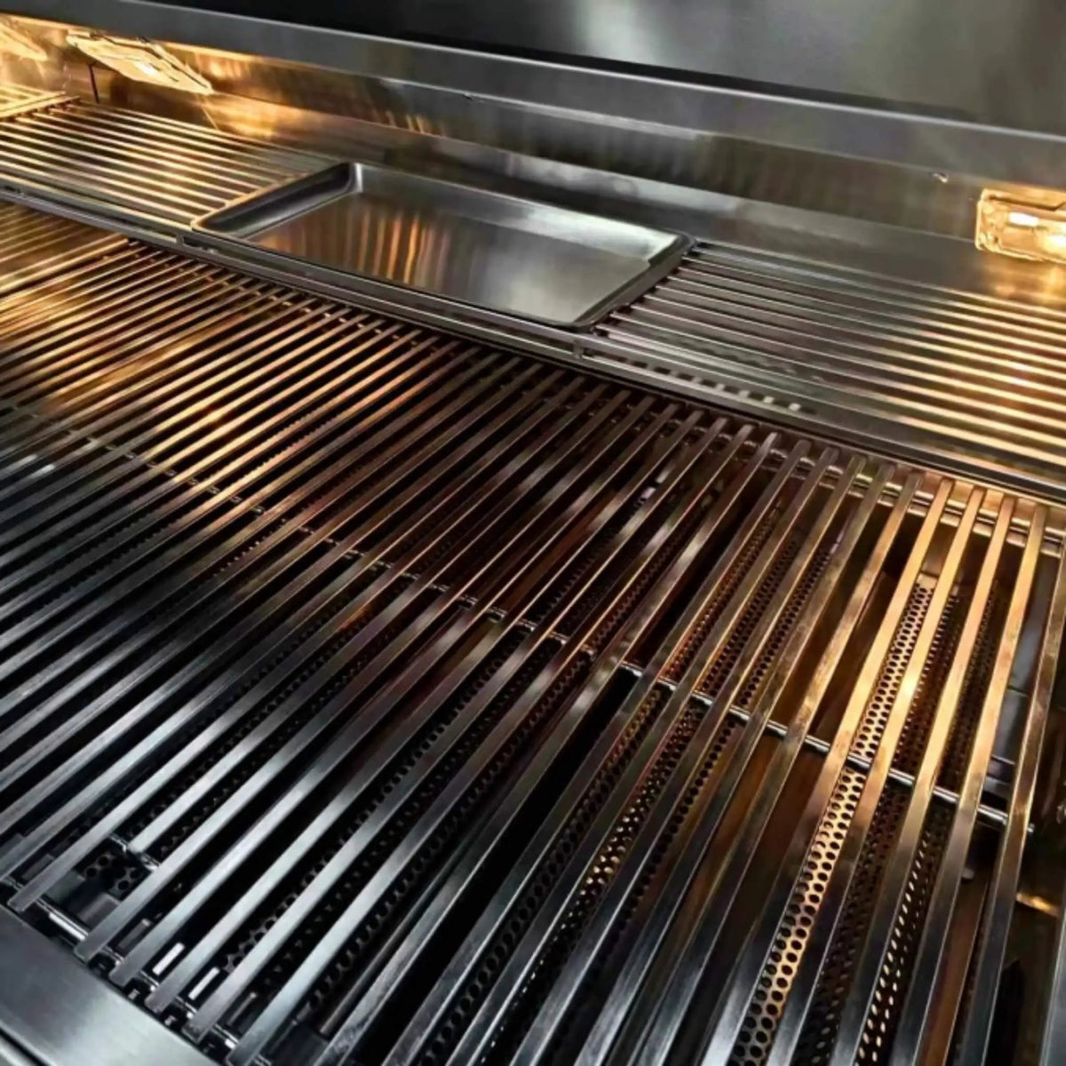 TrueFlame Built-In Stainless Steel Freestanding Gas Grills With Deluxe Cart [TF25/32/40] (SAK76845) by SAKSBY WHOLESALE