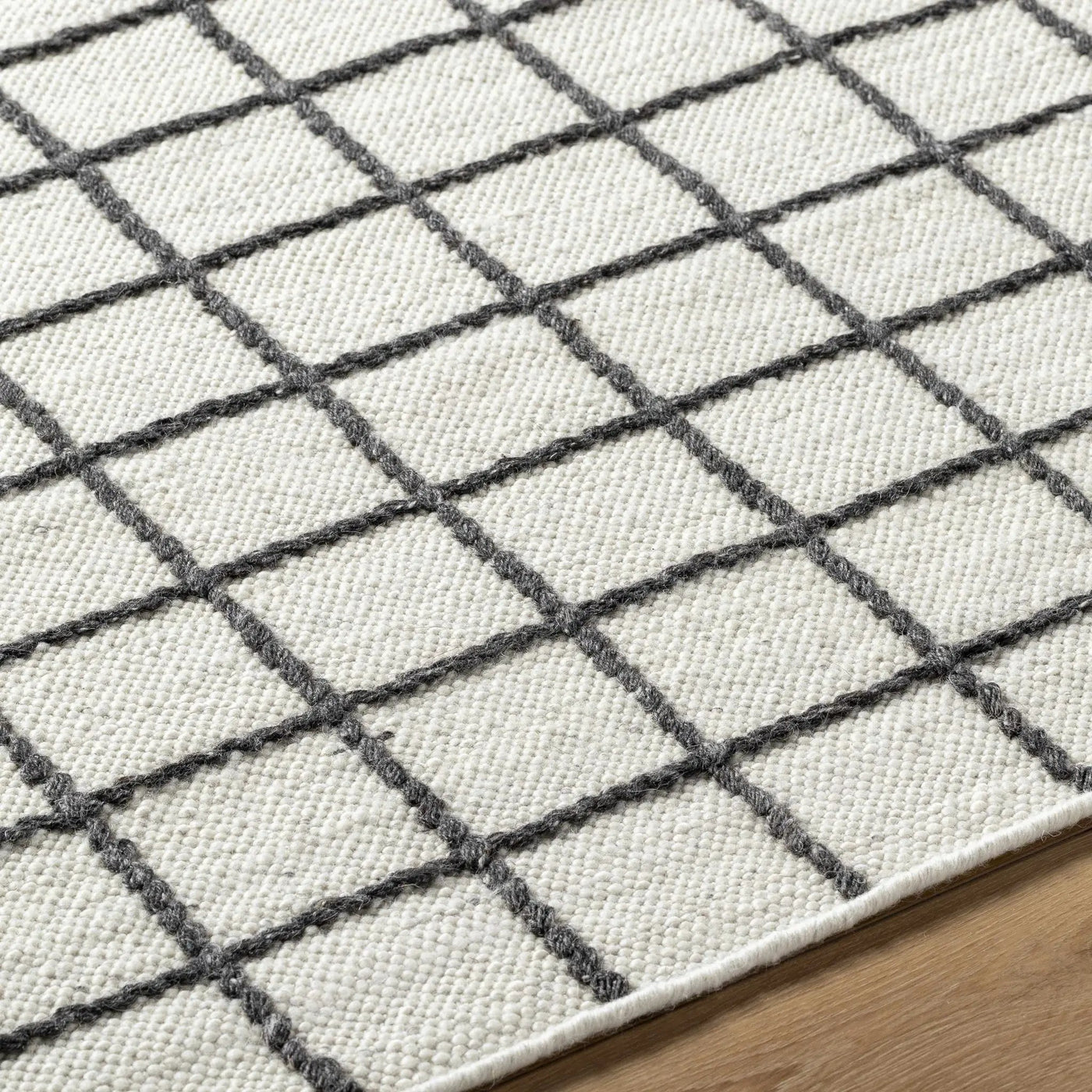 Tauri Area Rug - Clearance by Boutique Rugs