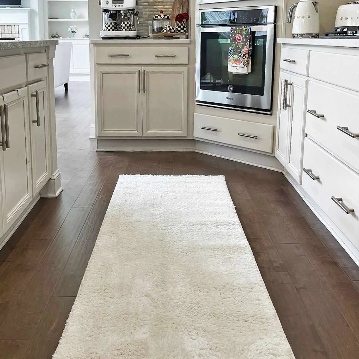 Judy White Washable Area Rug - Clearance by Boutique Rugs