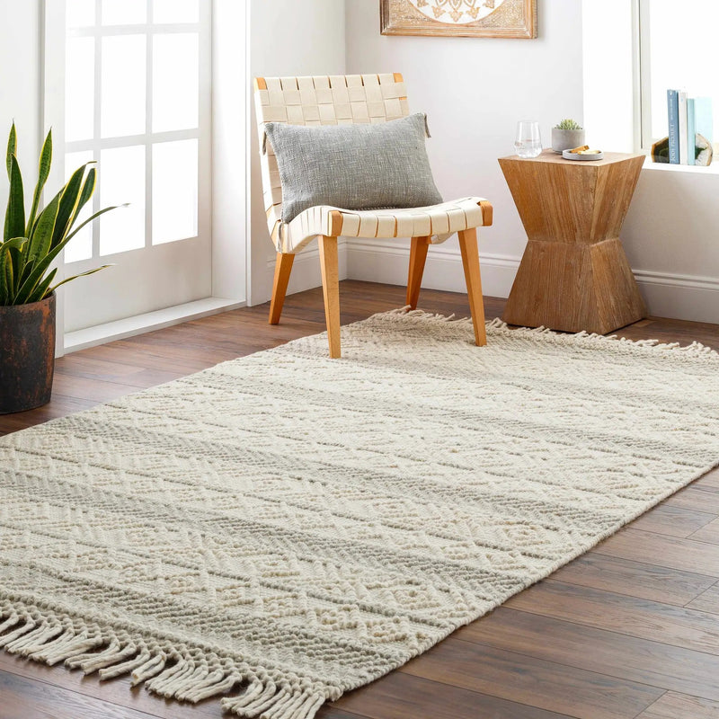 Ummi Wool Rug with Tassels - Clearance by Boutique Rugs