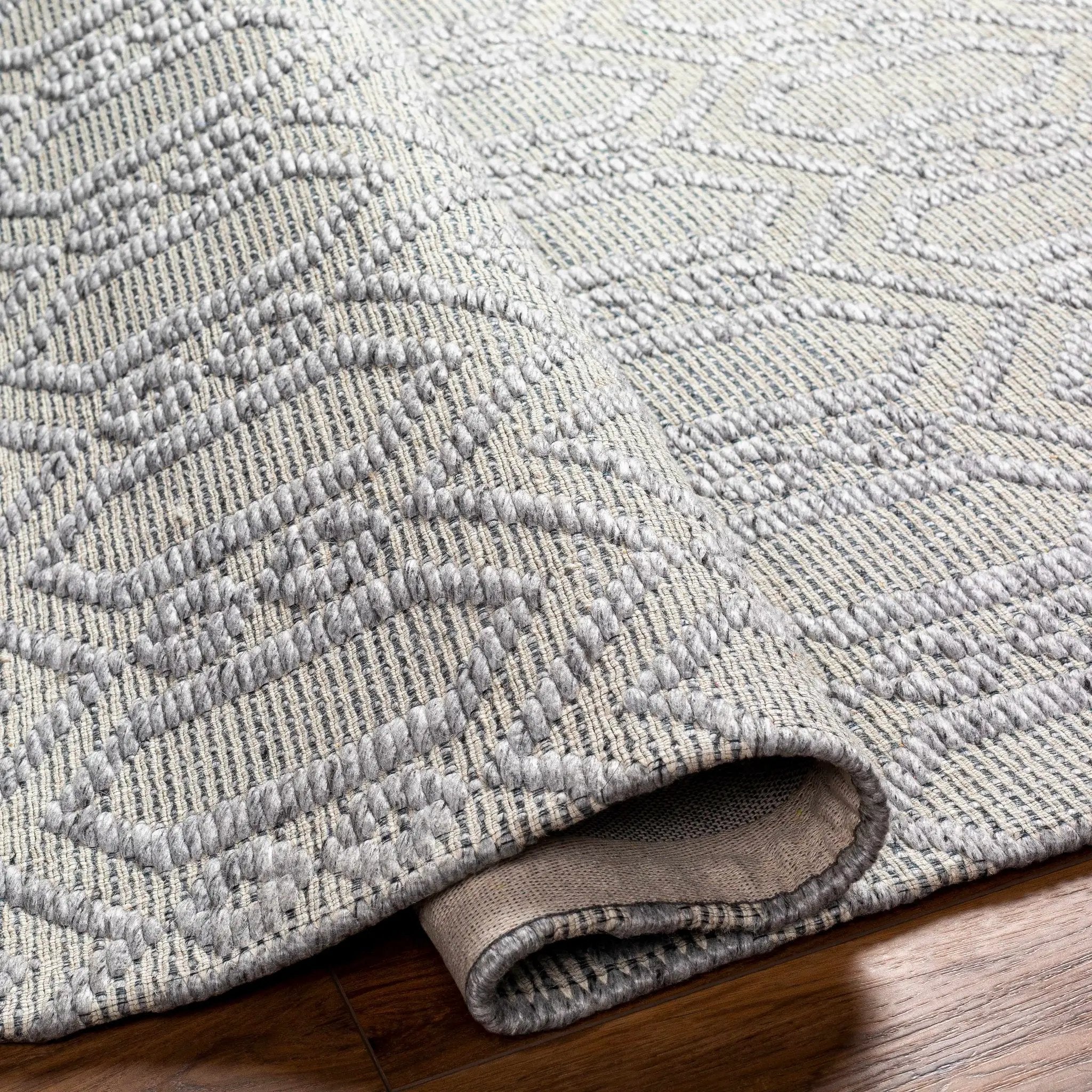 Vahe Area Rug - Clearance by Boutique Rugs