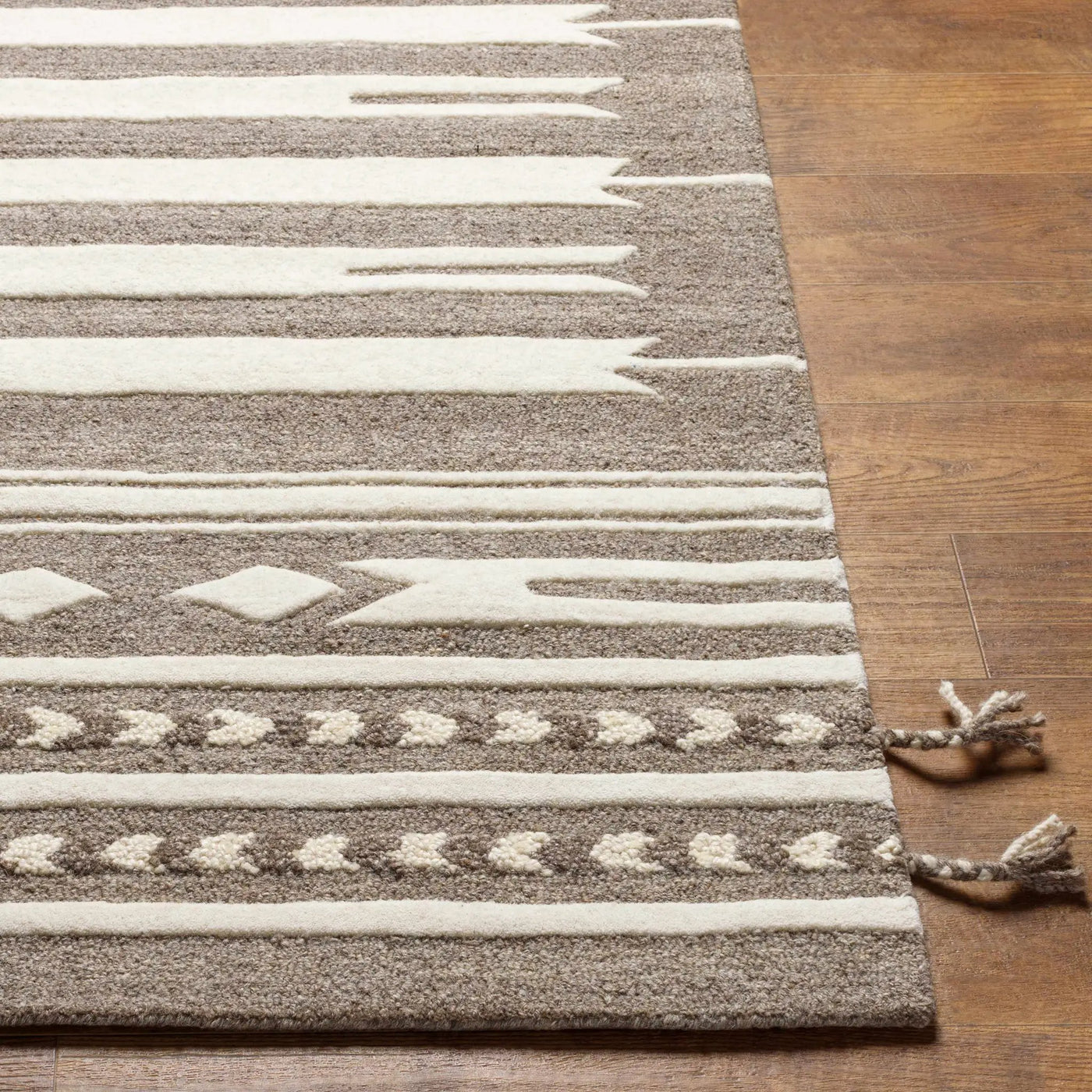 Vamo Area Rug - Clearance by Boutique Rugs