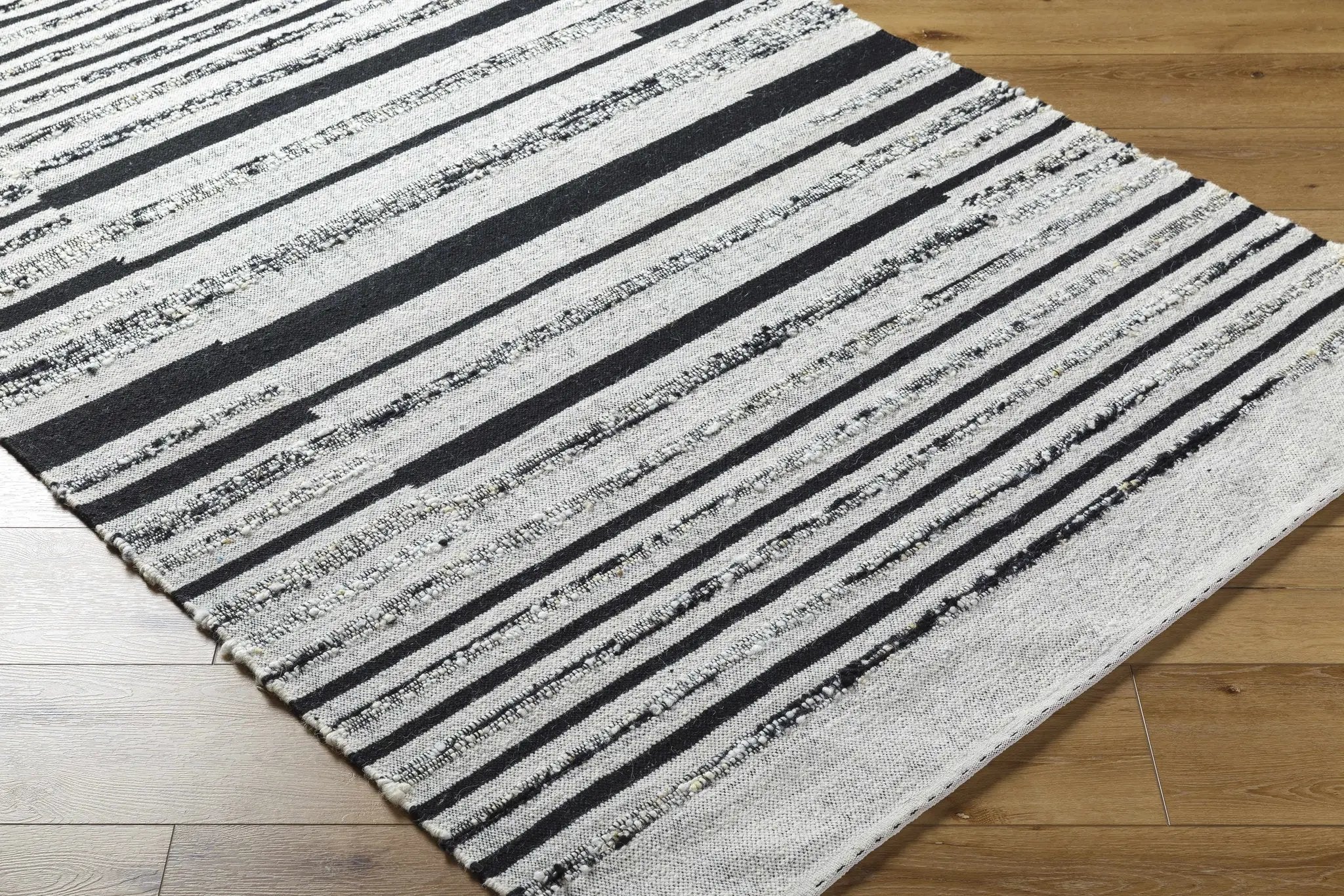 Virgo Area Rug - Clearance by Boutique Rugs