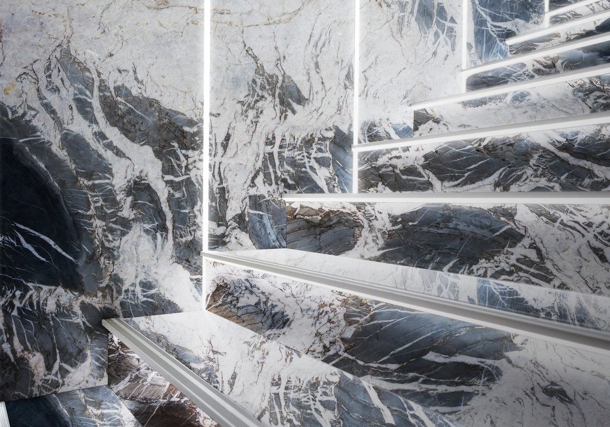 Vittara Crystal Polished Quartzite Slab Random room scene