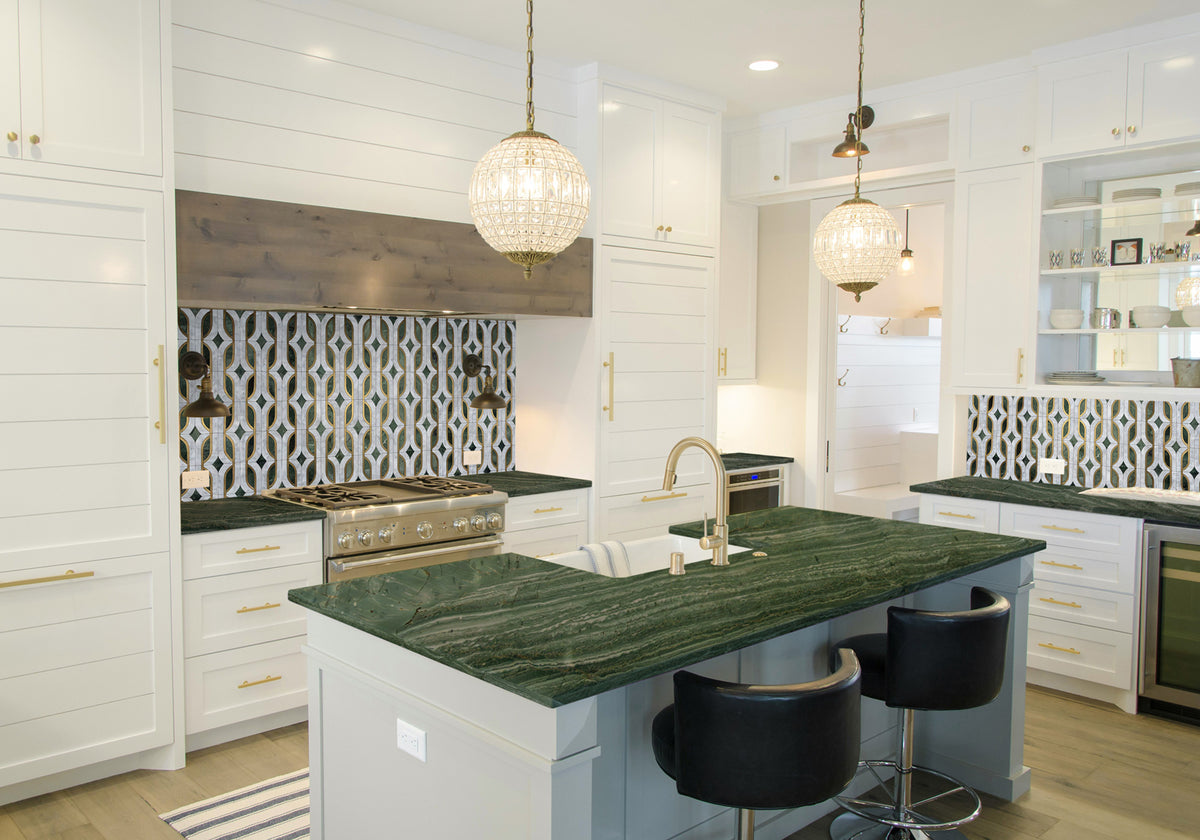 Vivid Green Polished Quartzite Slab Random room scene 3