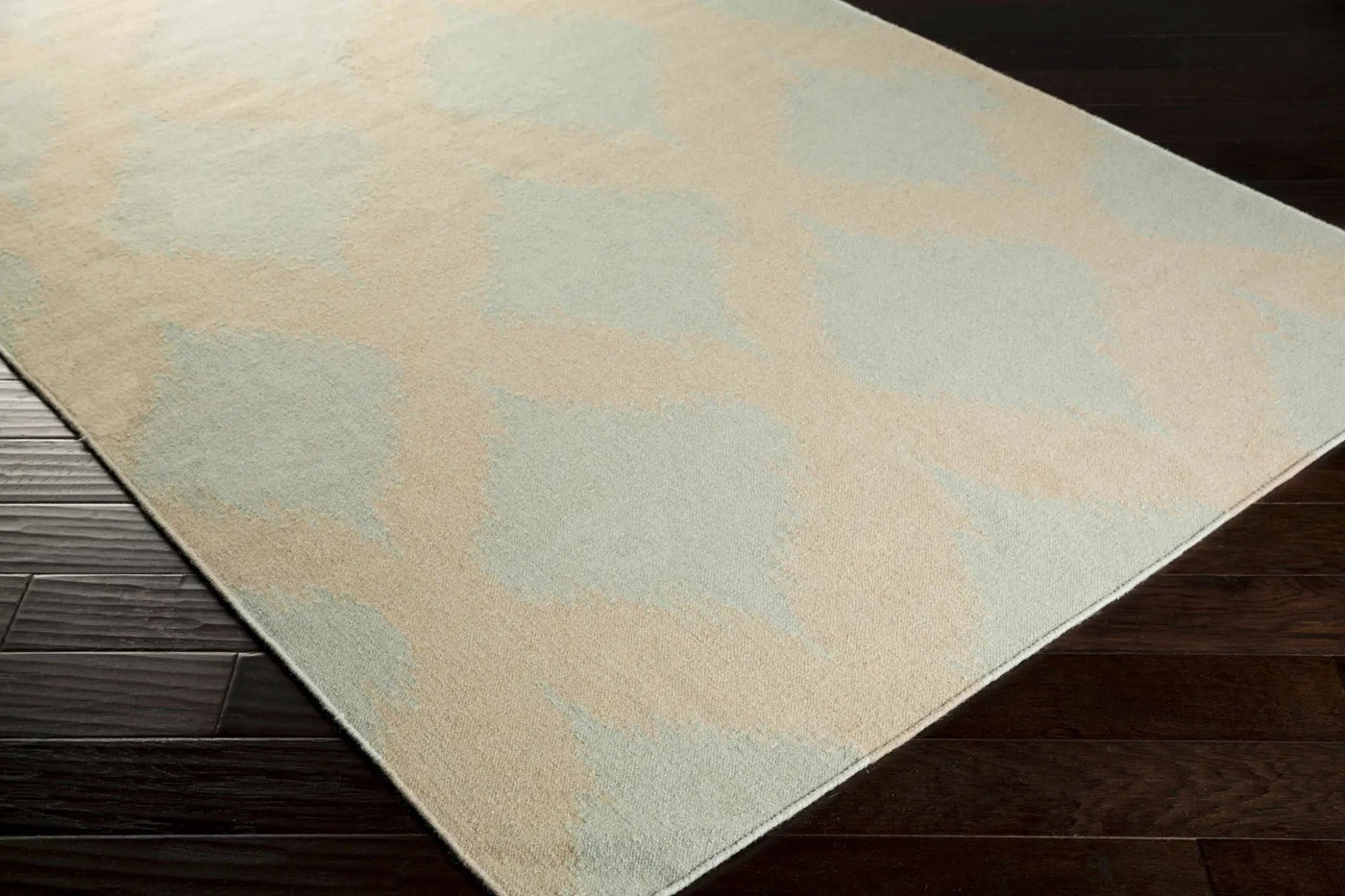 Warda Area Rug - Clearance by Boutique Rugs