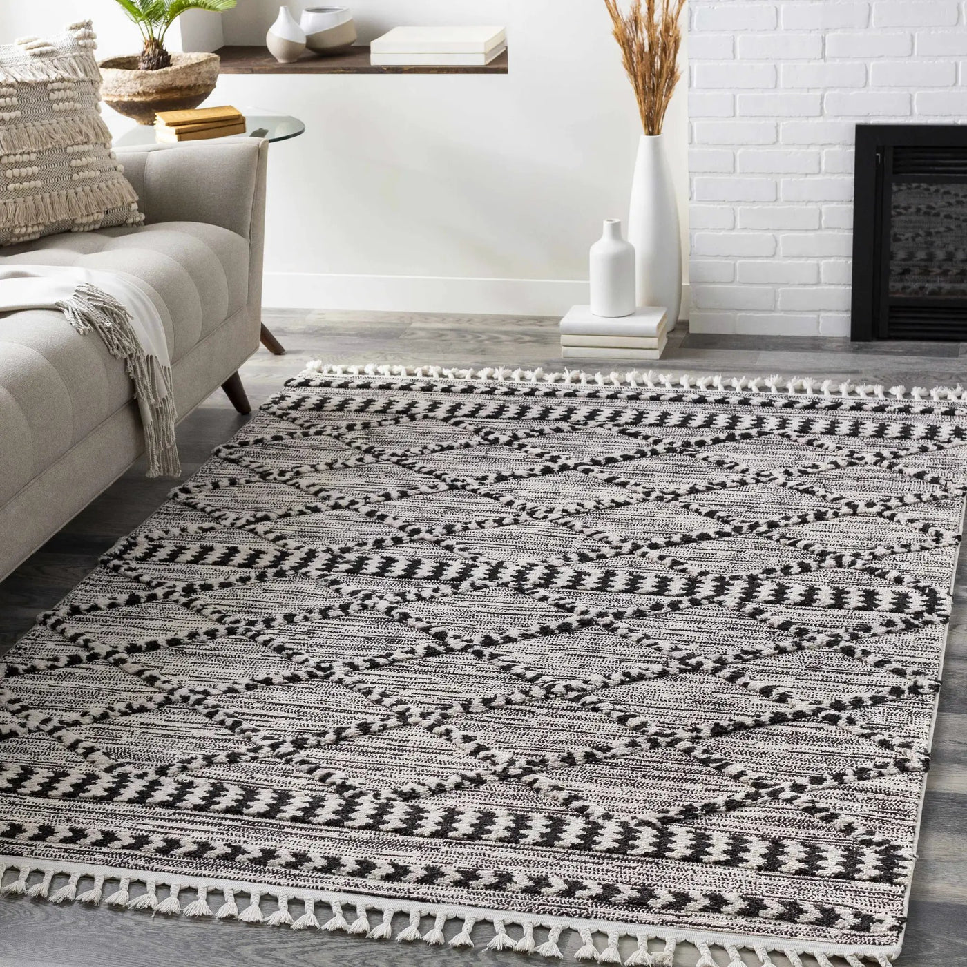 Warrandyte 5x7 Black&White High-Low Rug - Clearance by Boutique Rugs