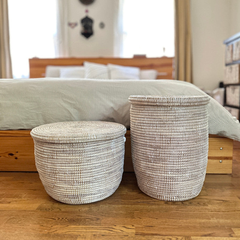 White Flat Lid Floor Basket, photo 3 of 4