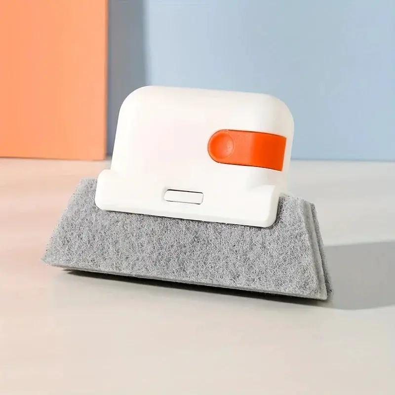 Window Brush - Small Gap Plastic by House Of Avana