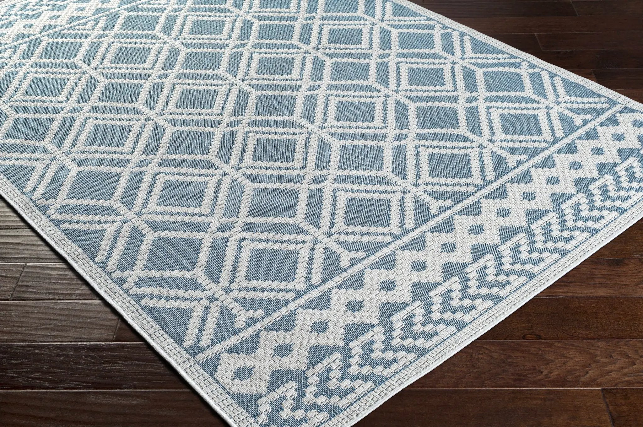 Wingina 8x10 Ice Blue Trellis Outdoor Rug - Clearance by Boutique Rugs