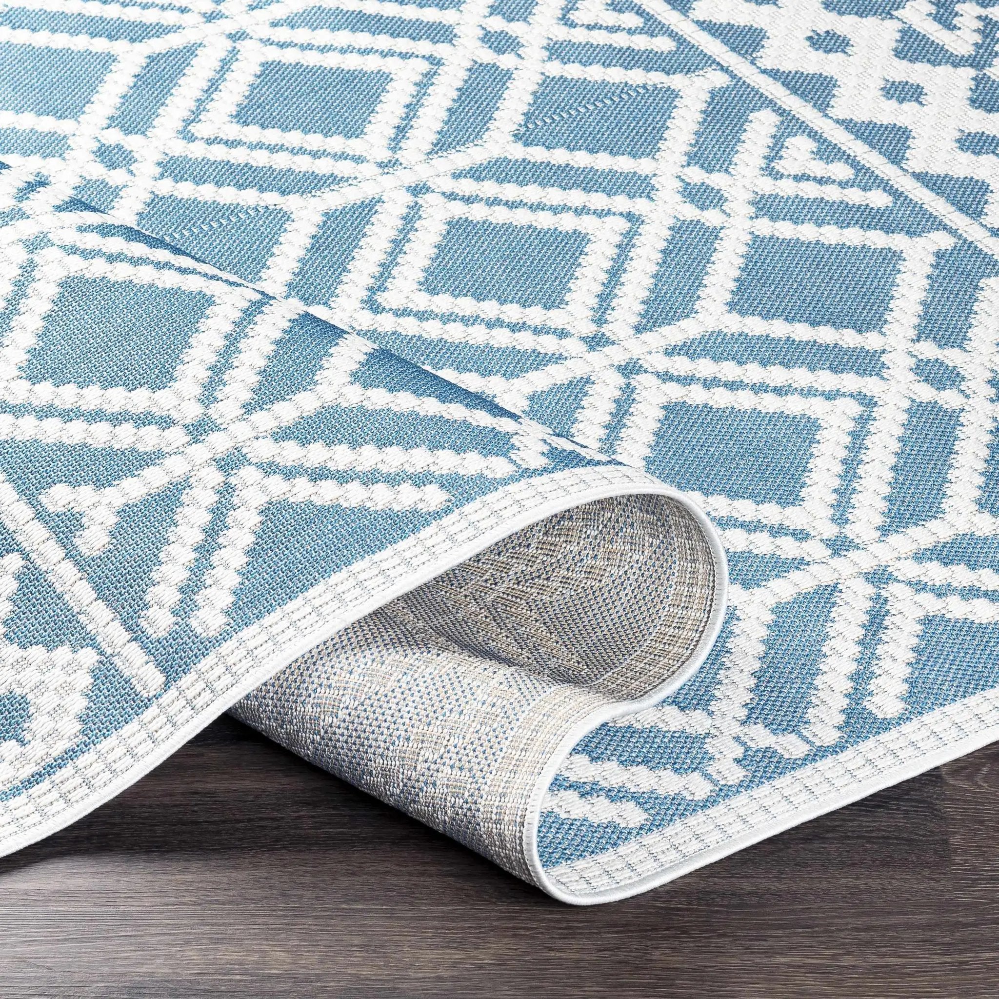 Wingina 8x10 Ice Blue Trellis Outdoor Rug - Clearance by Boutique Rugs