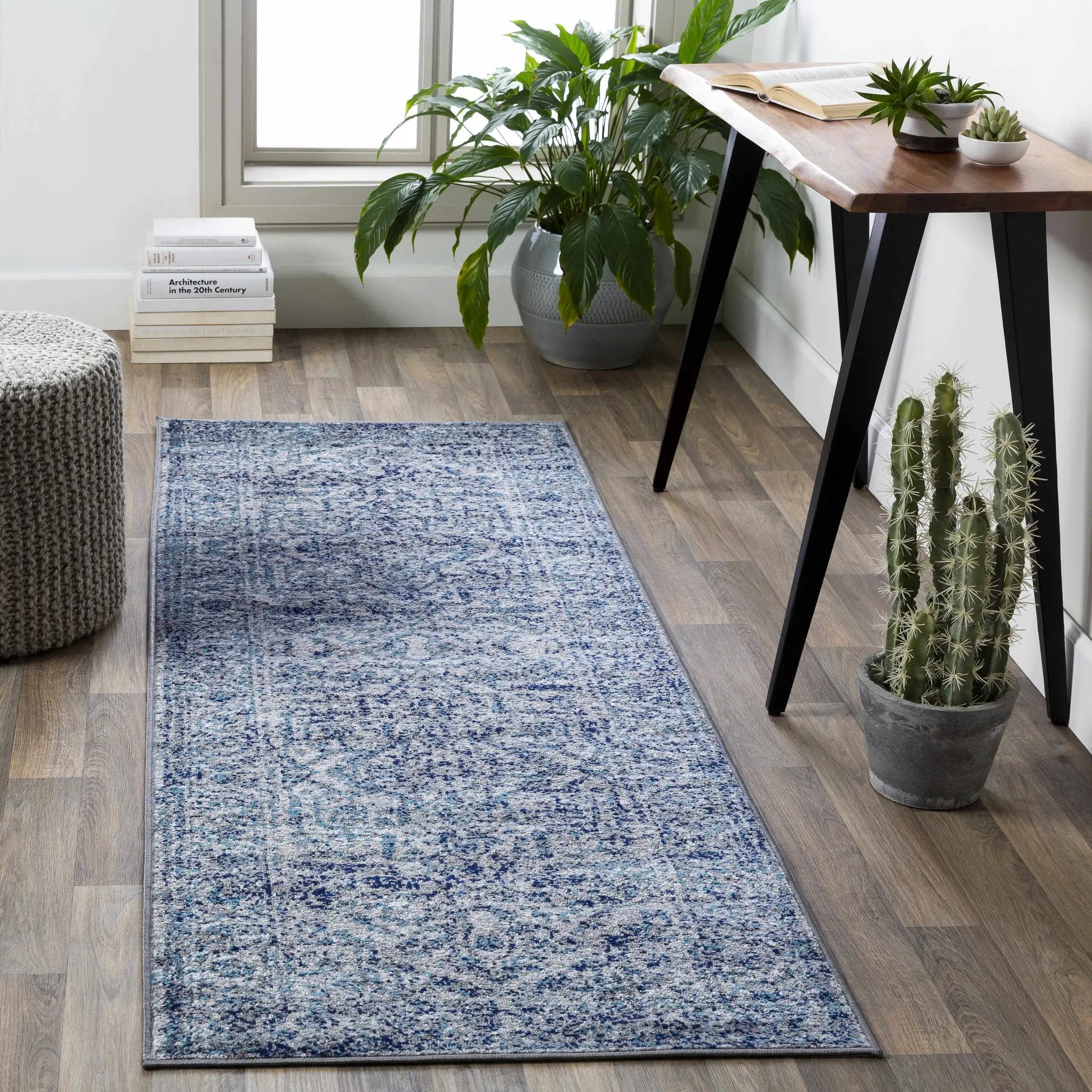 Wellsblue Traditional Rug - Clearance by Boutique Rugs