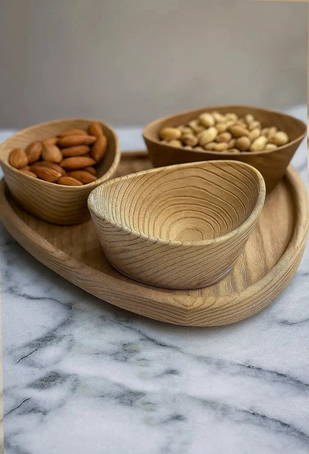 Handcrafted Luxury Wooden Nut Bowl Set with Tray by Gizz