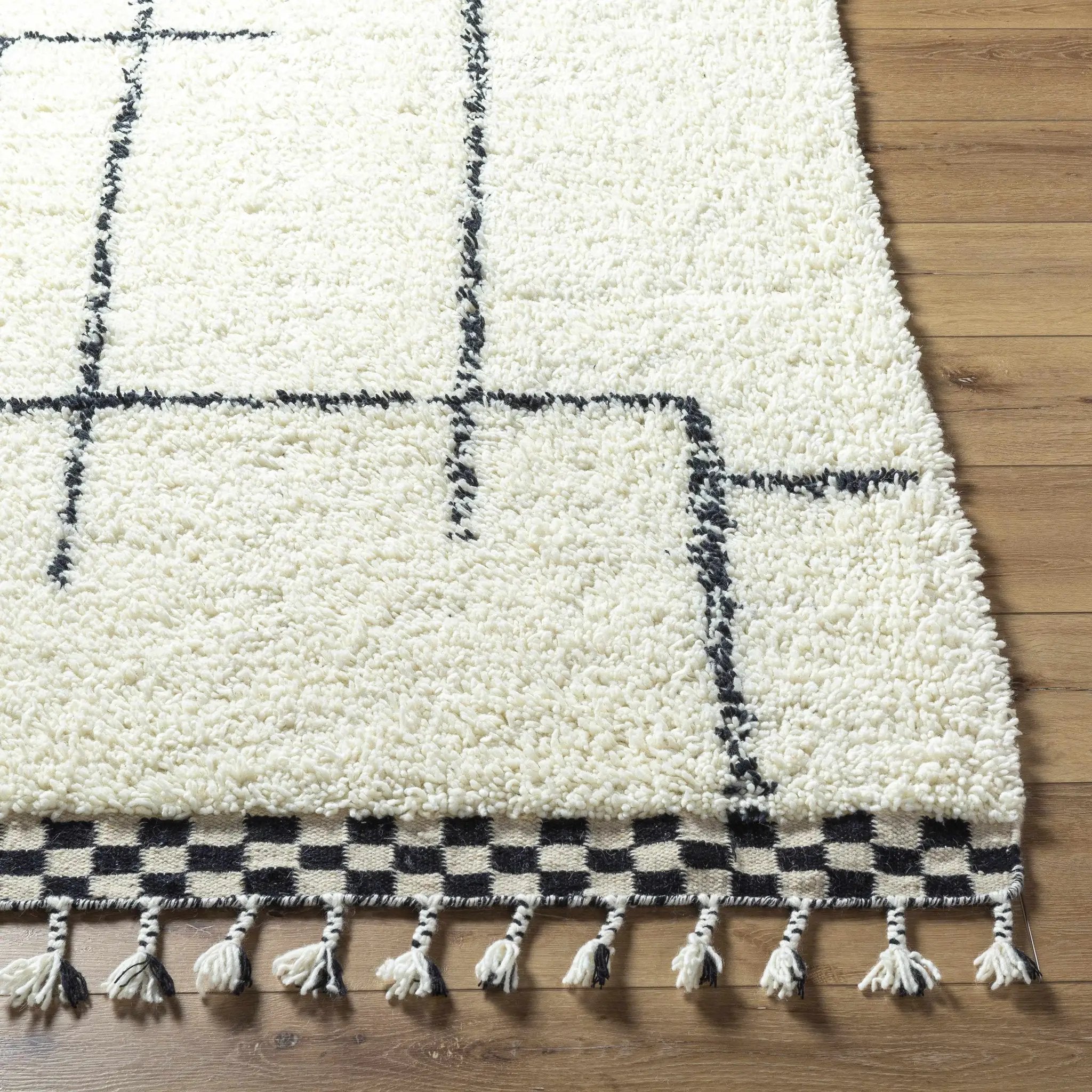 Yukia Area Rug - Clearance by Boutique Rugs