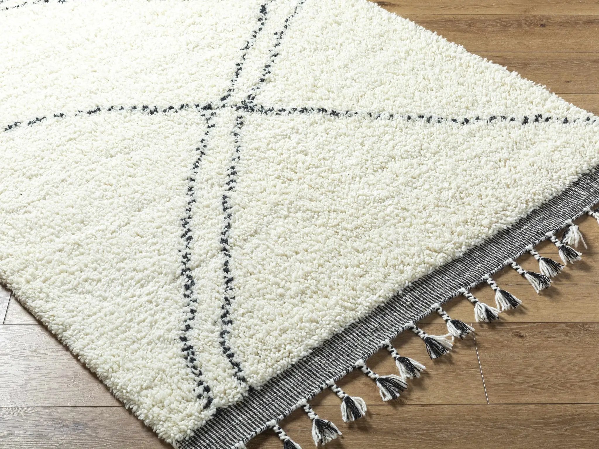 Yumie Area Rug - Clearance by Boutique Rugs