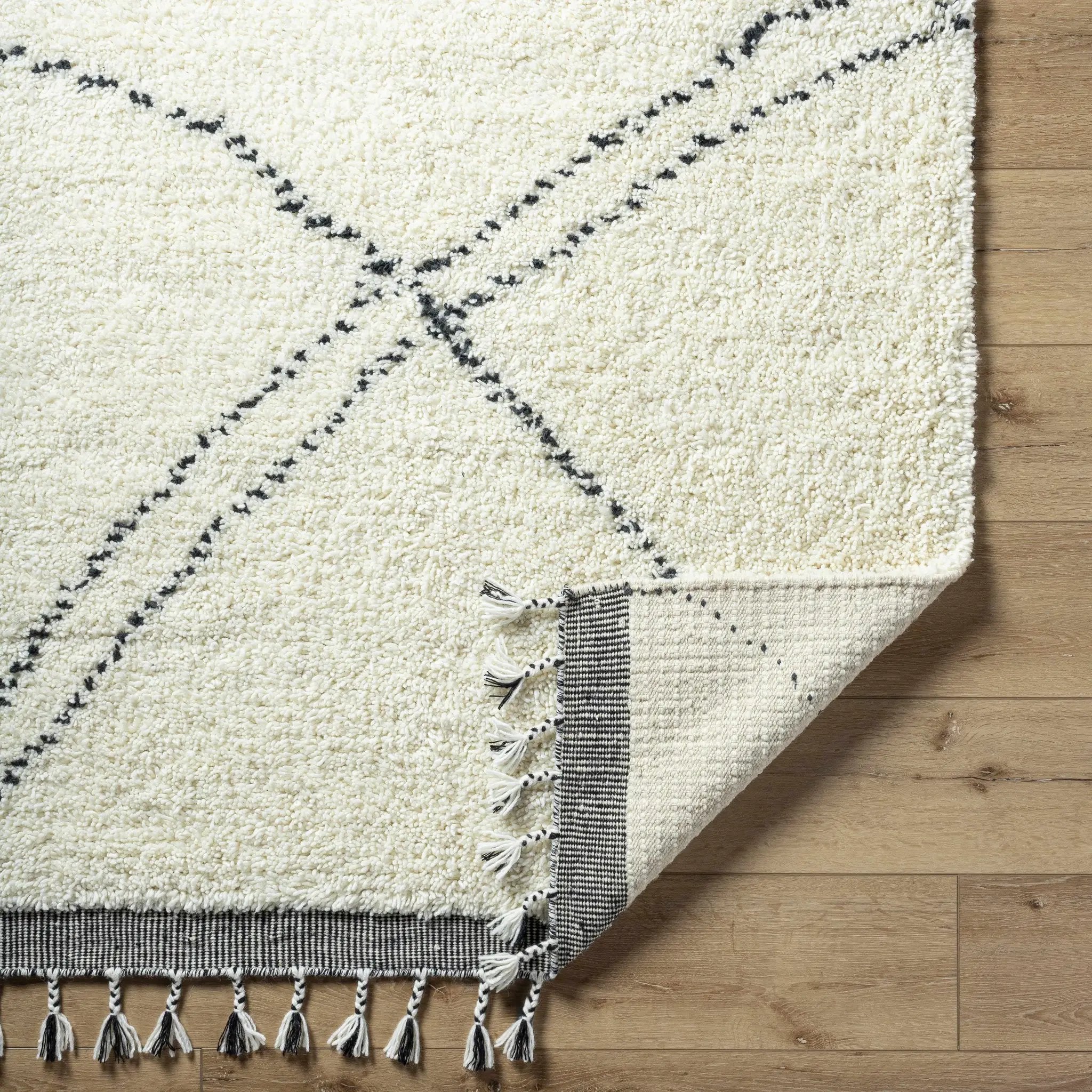 Yumie Area Rug - Clearance by Boutique Rugs