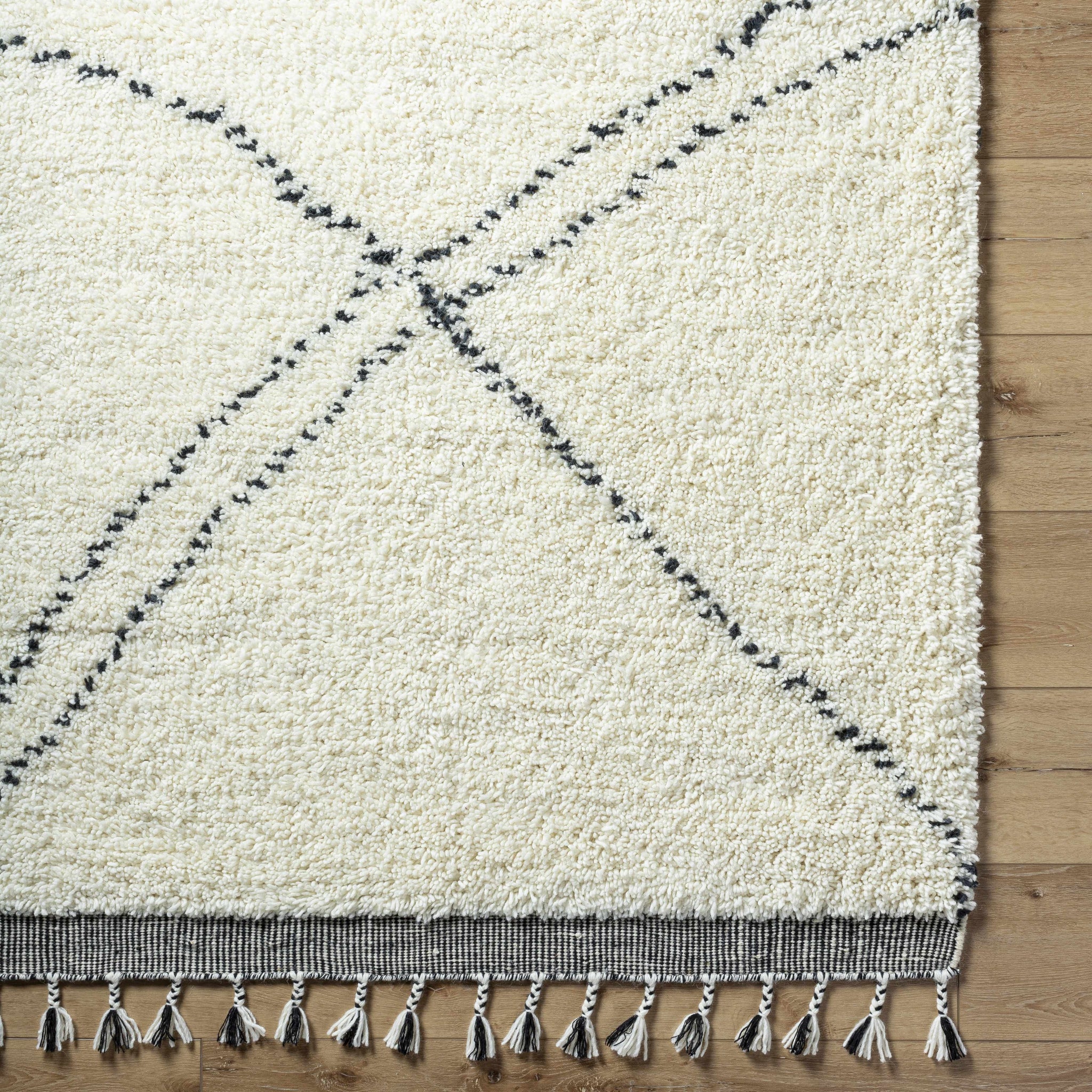 Yumie Area Rug - Clearance by Boutique Rugs