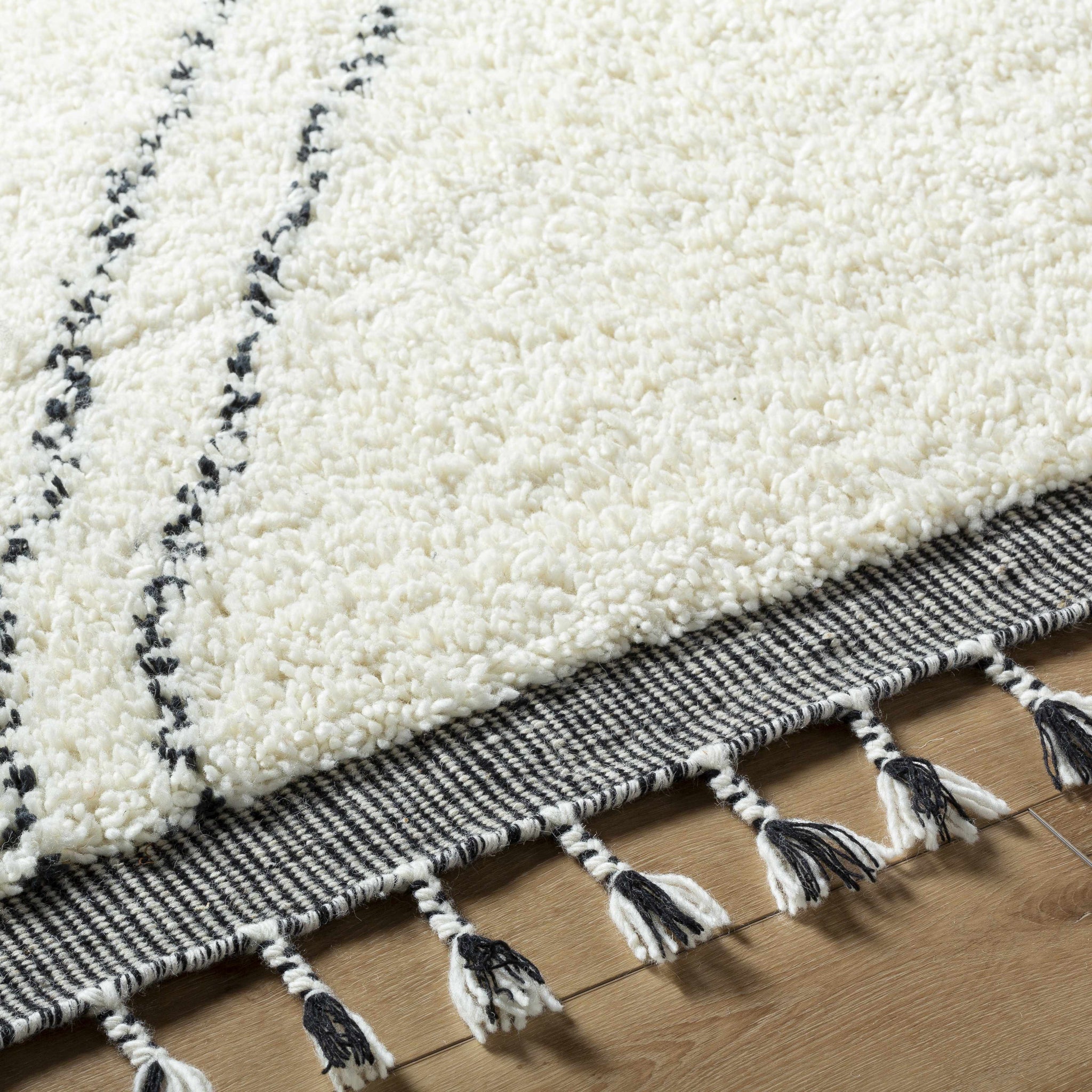 Yumie Area Rug - Clearance by Boutique Rugs