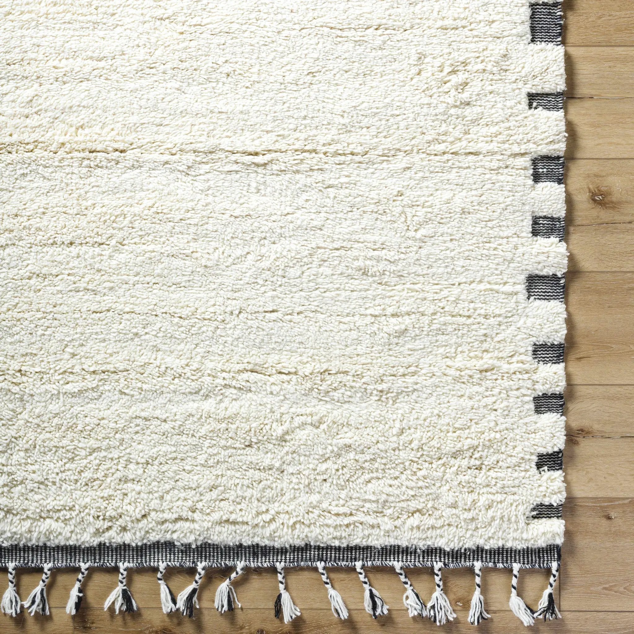 Yamin Area Rug - Clearance by Boutique Rugs