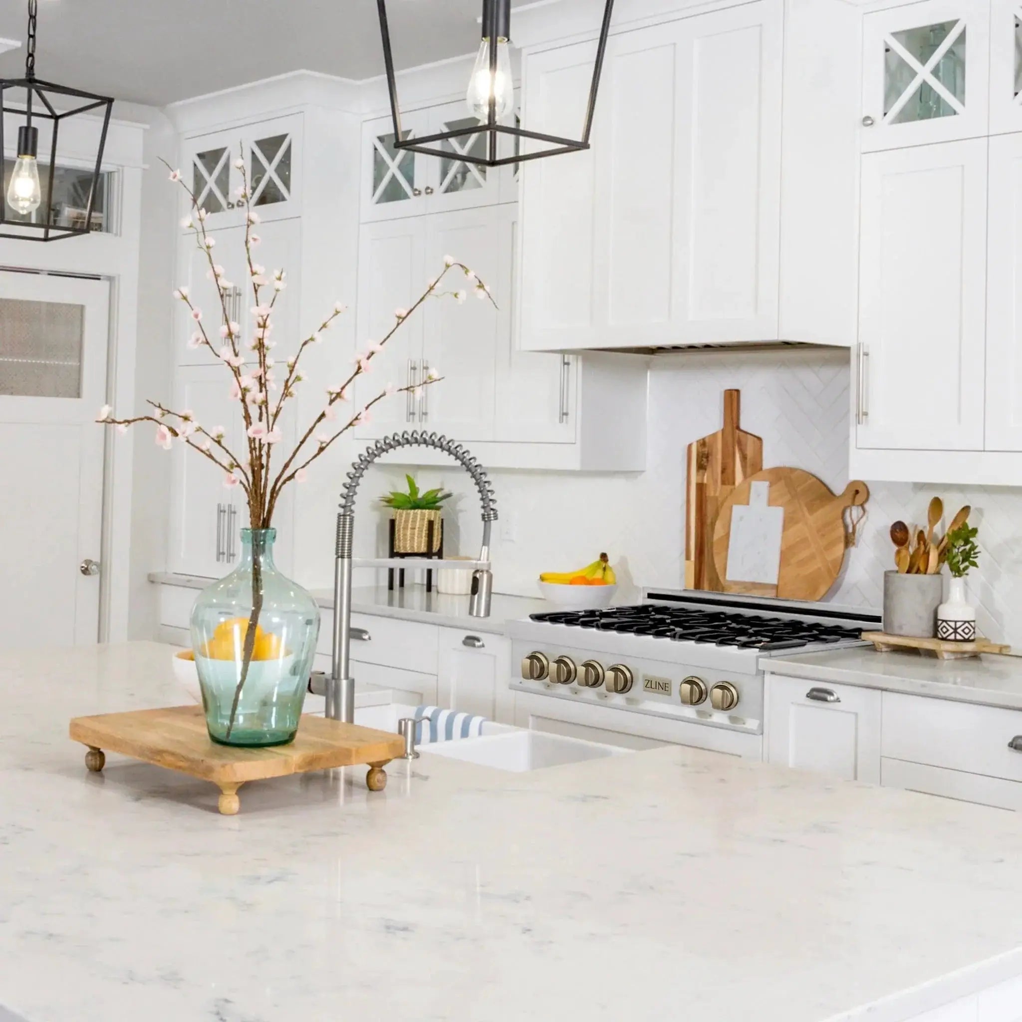 ZLINE 36" Autograph Edition Rangetop, DuraSnow, RTSZ-36-CB by Farmhouse Kitchen and Bath