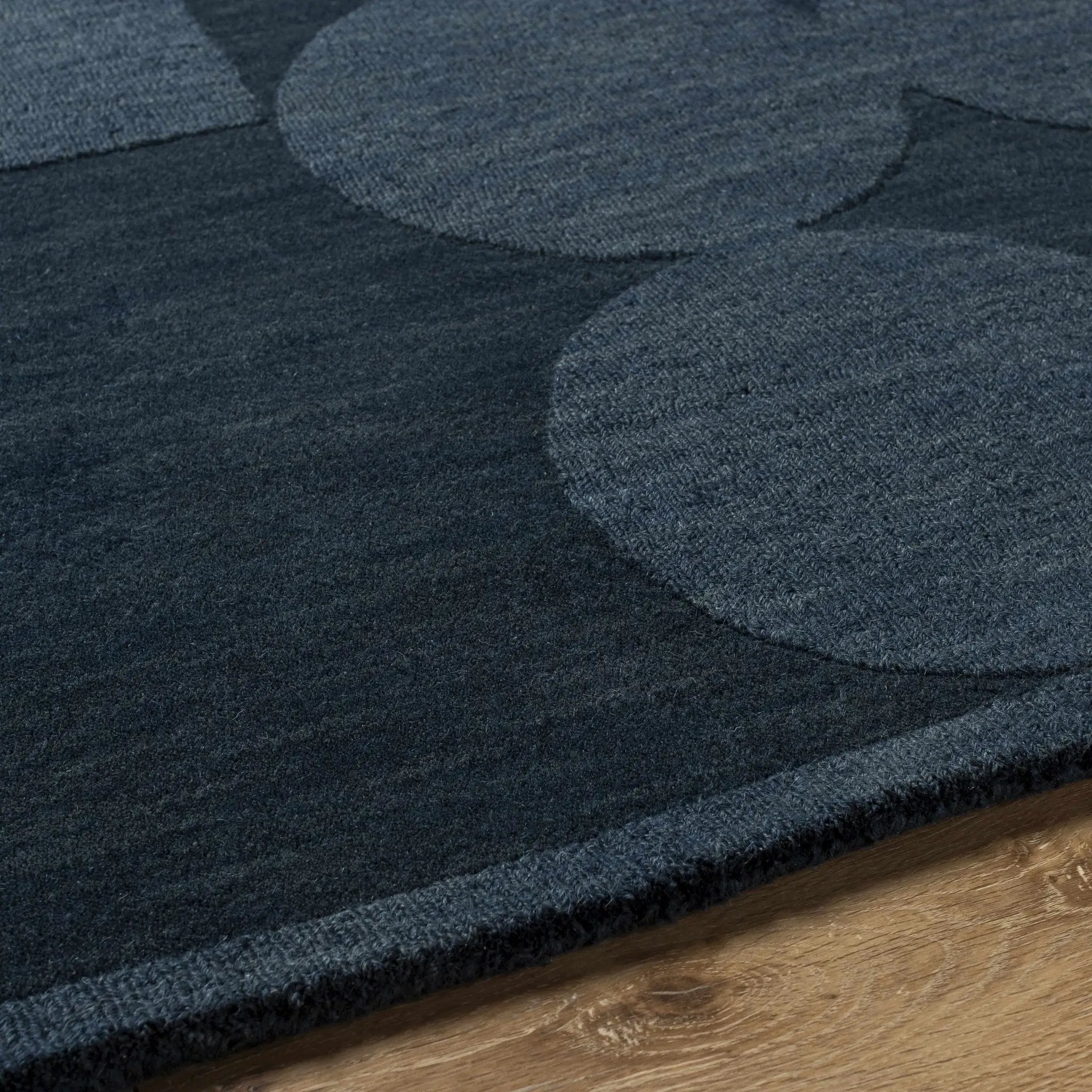 Oshae Area Rug - Clearance by Boutique Rugs